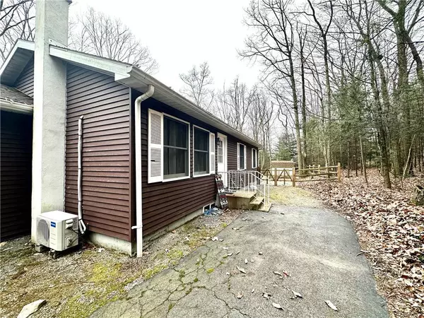 Franklin Township, PA 18235,385 Hemlock Trail