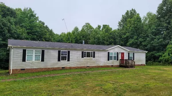 580 Beeks LN, Spout Spring, VA 24593