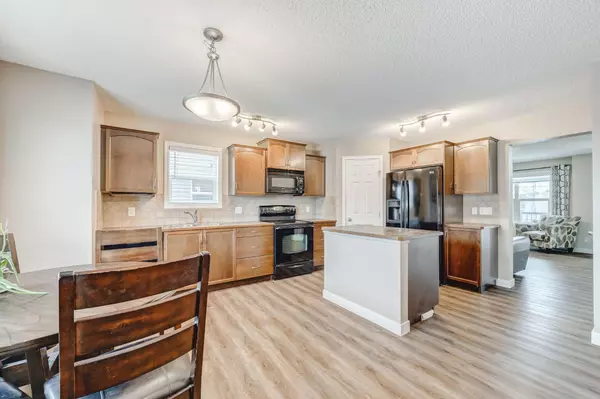 Airdrie, AB T4B 0B1,1814 Baywater GDNS SW