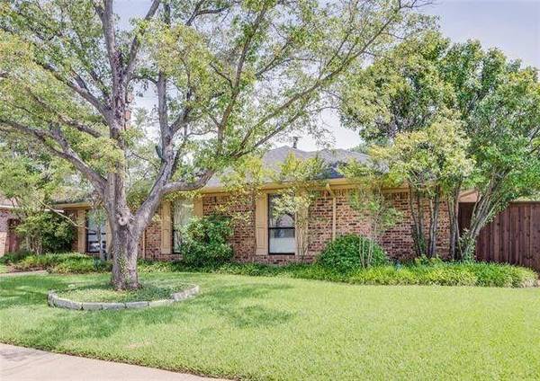 2032 Stradivarius Lane, Carrollton, TX 75007