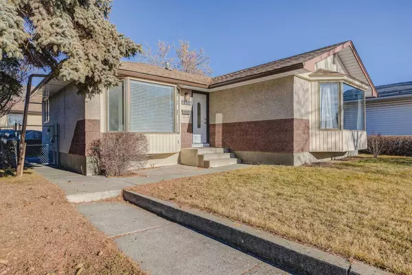 Calgary, AB T2L 1A3,4316 Chippewa RD NW