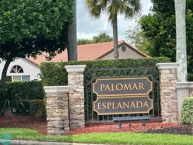 7228 Via Palomar, Boca Raton, FL 33433