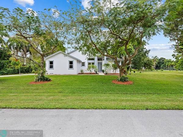 11620 NW 6th St, Plantation, FL 33325