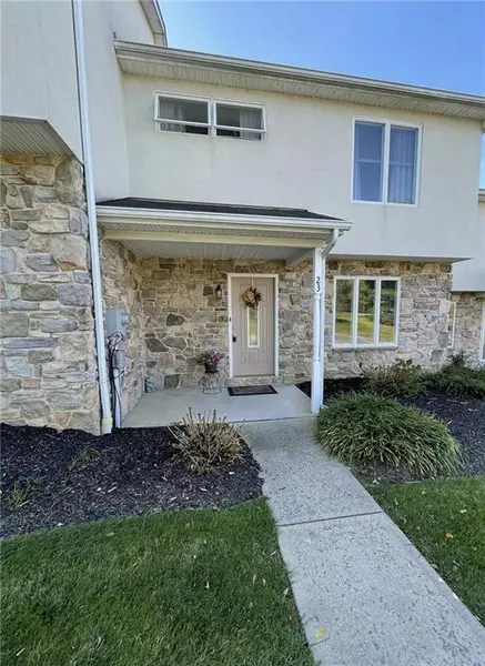 23 Chestnut Commons Court, Forks Twp, PA 18040