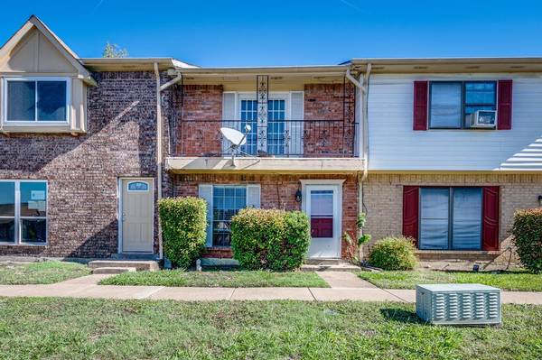 19 E Creek Lane #17, Grand Prairie, TX 75052