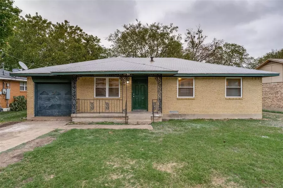 112 Evelyn Street, Desoto, TX 75115