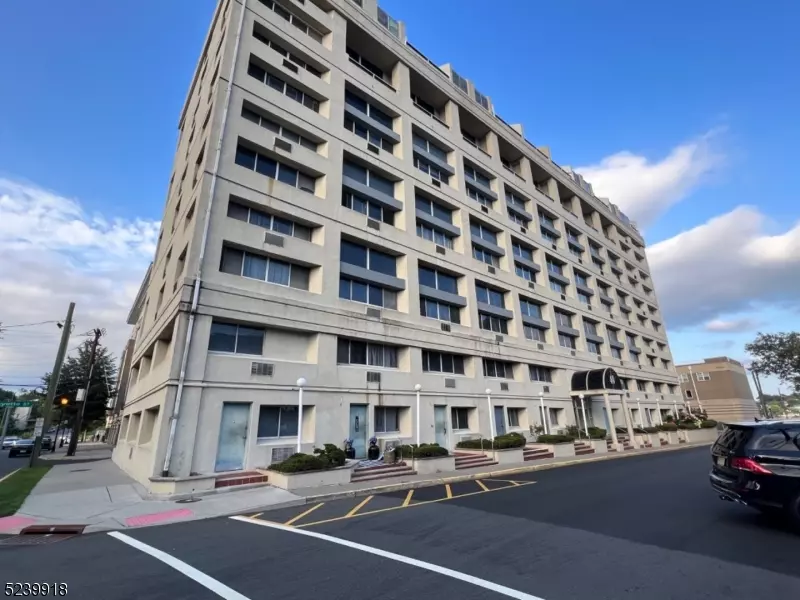 40 Fayette St #49, Perth Amboy City, NJ 08861