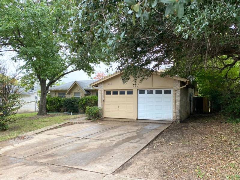 1514 Rockbrook Street, Lancaster, TX 75134