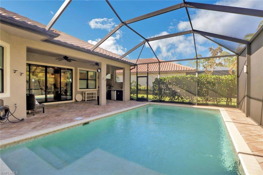 9251 Isla Bella CIR, Bonita Springs, FL 34135