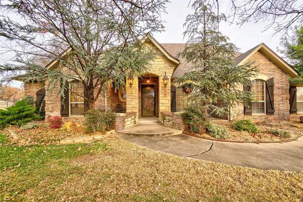 13408 Raintree Lane, Edmond, OK 73013