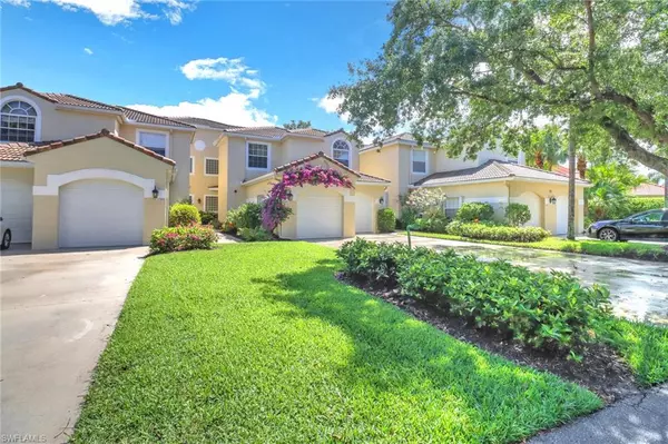 57 Silver Oaks CIR 103, Naples, FL 34119