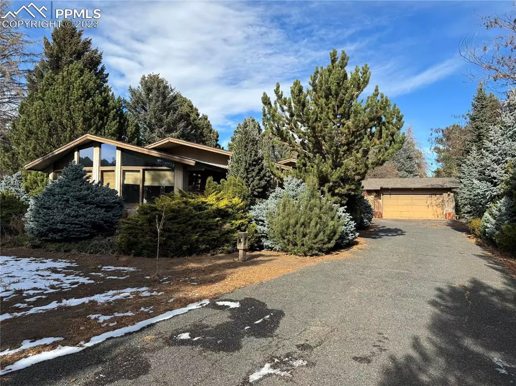 Colorado Springs, CO 80904,1690 Hill CIR