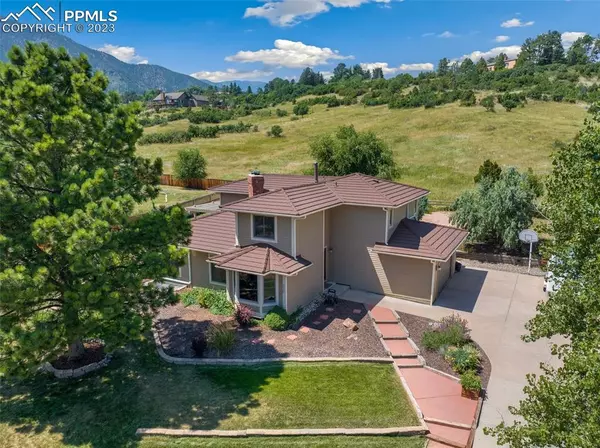 330 Hidden Creek DR, Colorado Springs, CO 80906