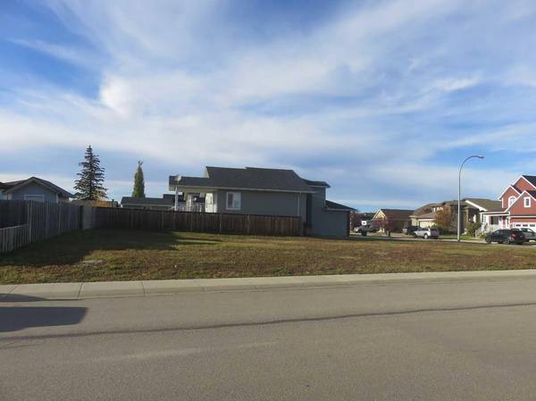 1121 9 AVE Southeast, Slave Lake, AB T0G 2A3