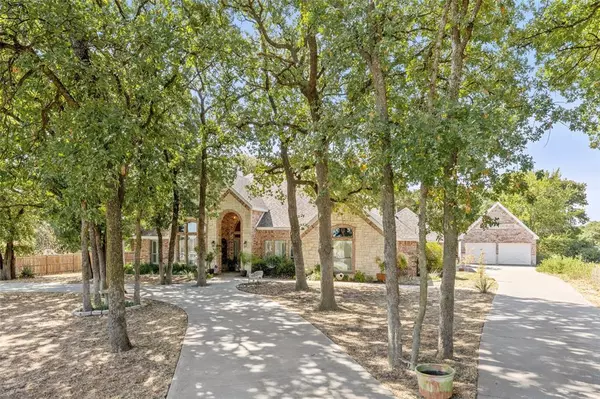 6260 Toscana Circle, Fort Worth, TX 76140