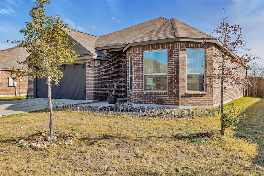 1717 Blue Water Court, Crowley, TX 76036