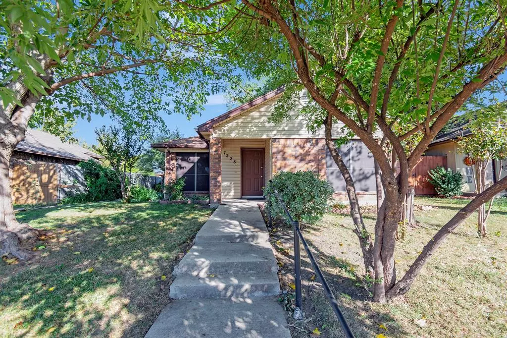 Fort Worth, TX 76137,7228 Blackthorn Drive