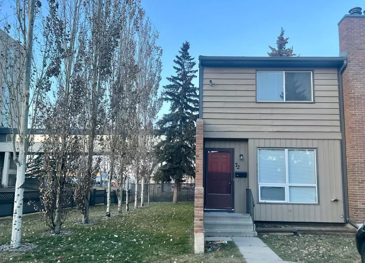 Calgary, AB T2J 5E3,9908 Bonaventure DR SE #72