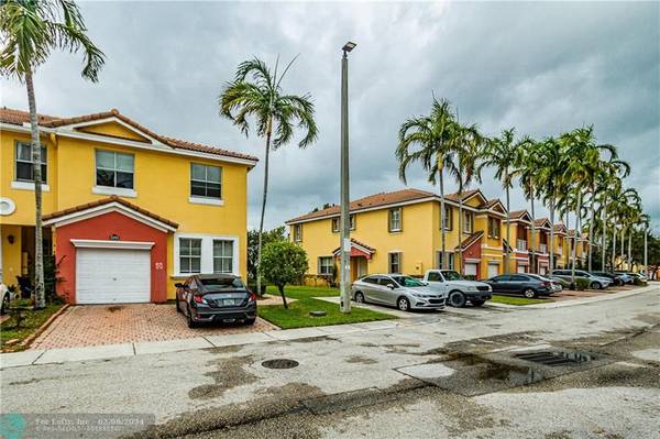 Royal Palm Beach, FL 33414,2264 Shoma Dr