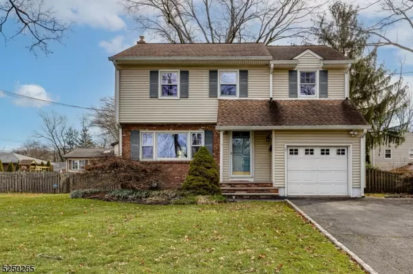 10 Montrose Ave, Fanwood Boro, NJ 07023