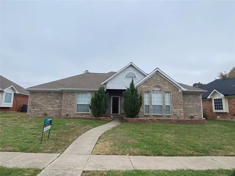 1710 Pecan View Drive, Garland, TX 75040