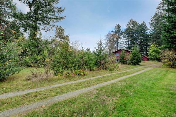 North Saanich, BC V8L 1G9,8607 East Saanich Rd