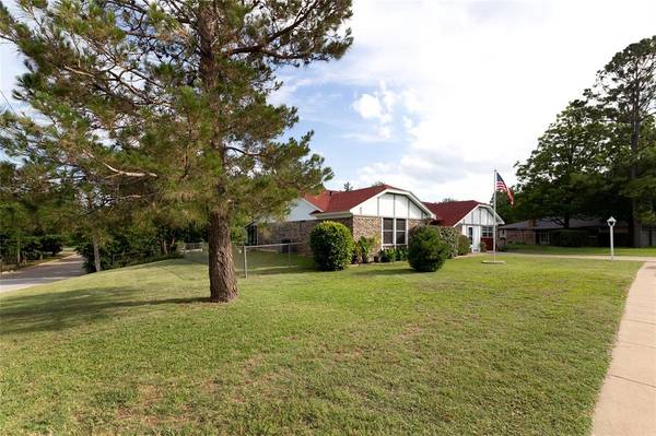 Crowley, TX 76036,324 Ferenz Avenue