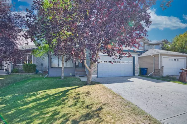 Airdrie, AB T4A2C8,1852 Thornbird RD SE