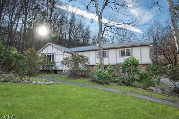 659 Snake Den Rd, West Milford Twp., NJ 07480