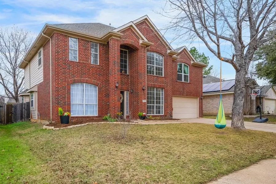 7016 Riverchase Trail, Denton, TX 76210