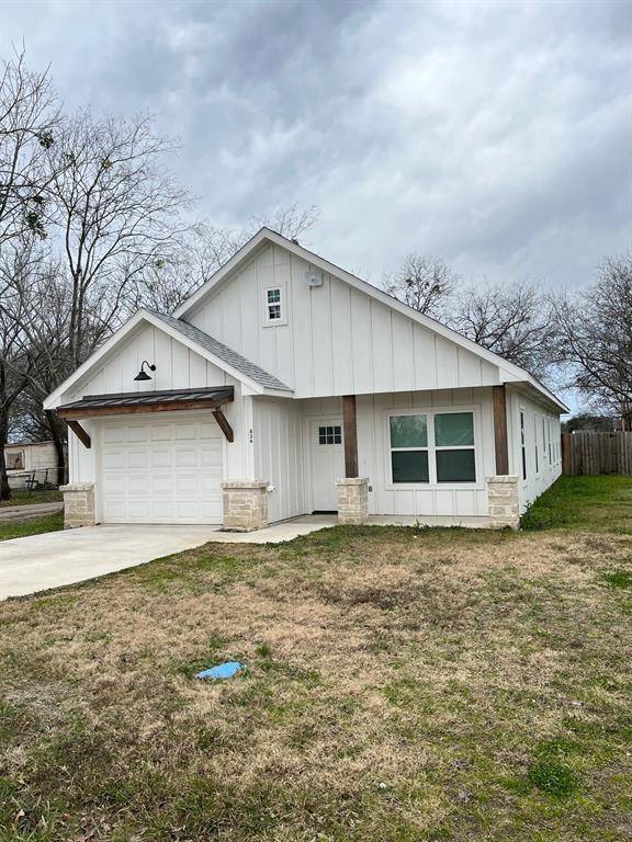 836 Gibbard, Wills Point, TX 75169