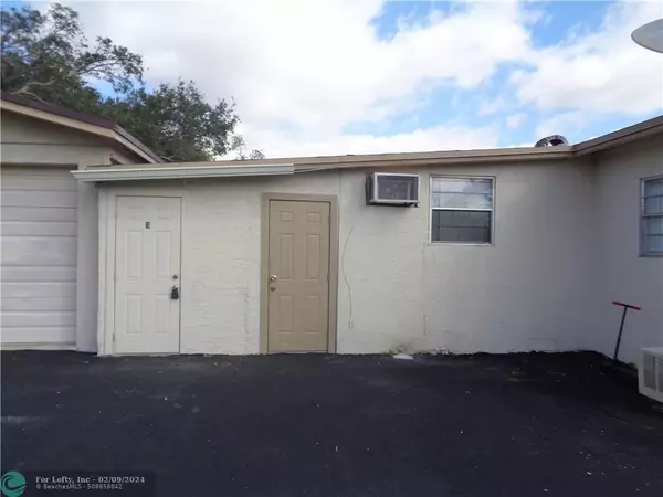 1331 SW 44th Ter  #E, Fort Lauderdale, FL 33317