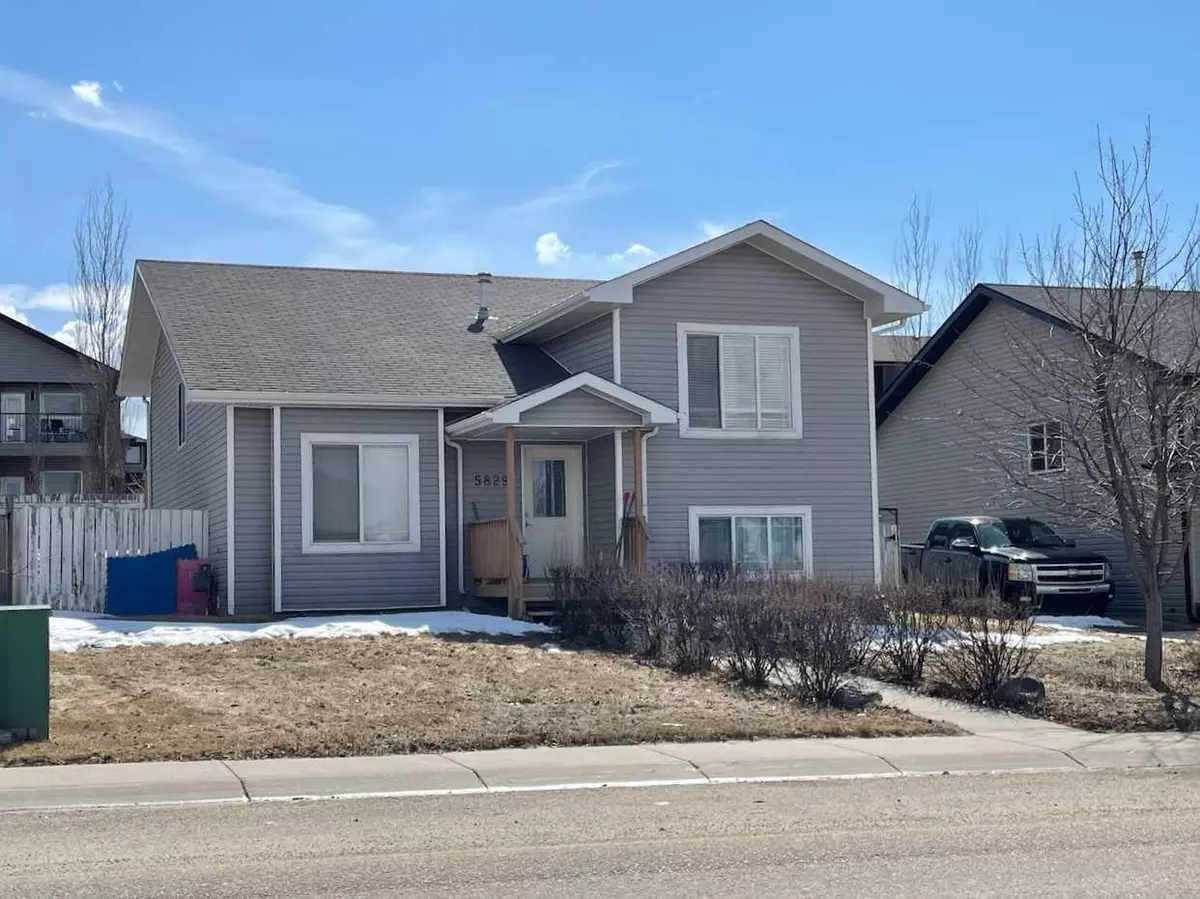 Blackfalds, AB T0M 0J0,5829 Park ST