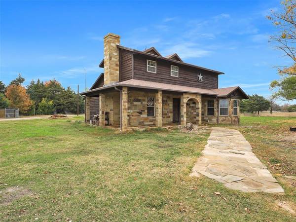 10024 State Highway 121, Trenton, TX 75490