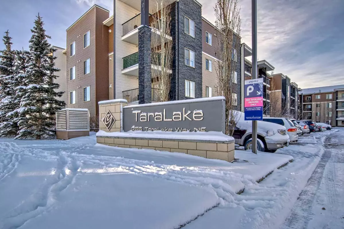 Calgary, AB T3J 0M1,355 Taralake WAY NE #311