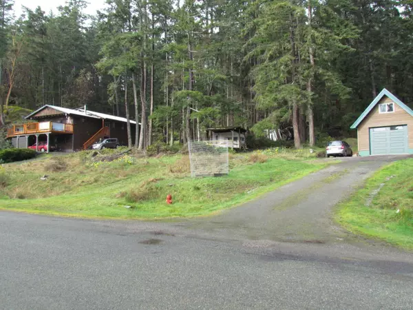 Pender Island, BC V0N 2M2,3726 Rum Rd