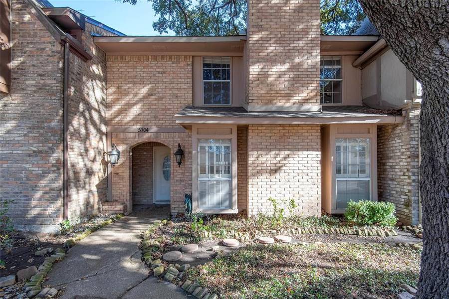 5104 Meadowcreek Drive, Dallas, TX 75248