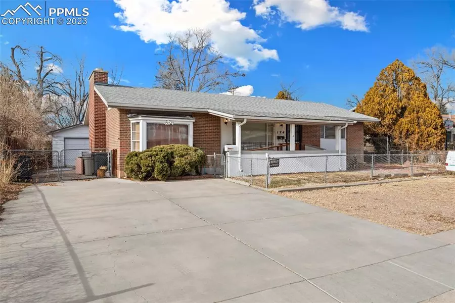 124 Dartmouth ST, Colorado Springs, CO 80911