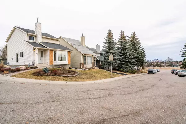 Calgary, AB T3H1R5,83 Strathearn Rise SW