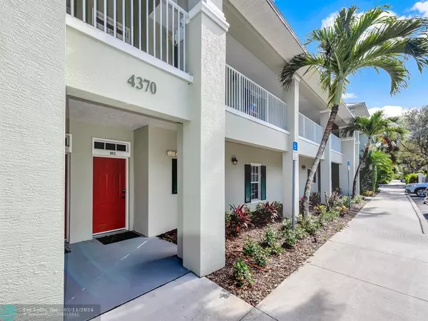 4370 Doubles Alley Dr.  #102,  Vero Beach,  FL 32967