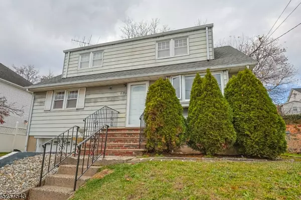 172 E 30Th St, Paterson City, NJ 07514