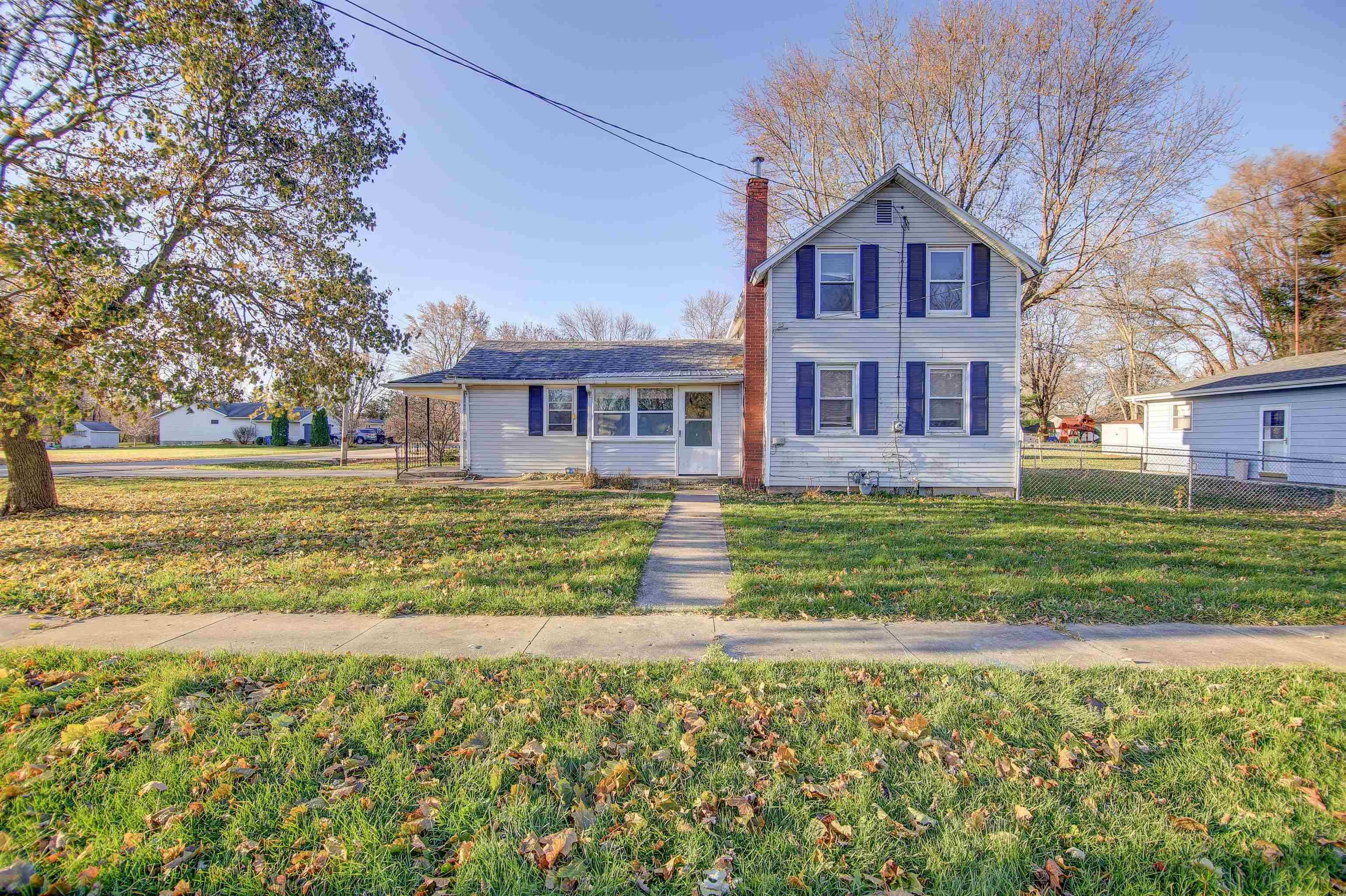 430 S Washington Avenue, Amboy, IL 61310