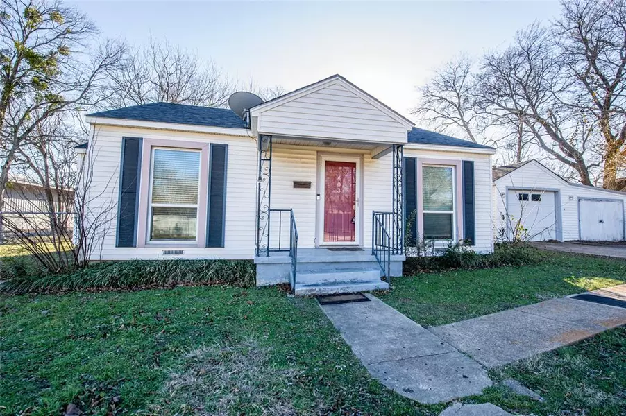 403 W 5th Street, Waxahachie, TX 75165