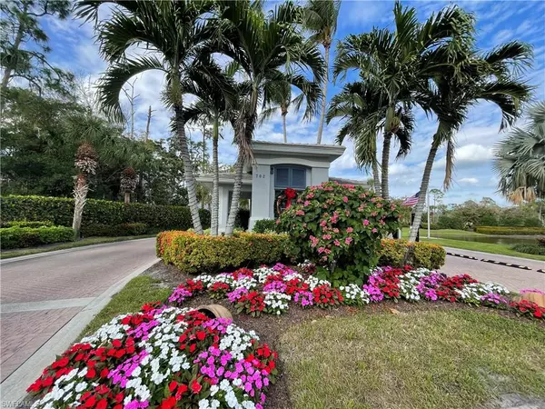 Naples, FL 34110,1035 Tarpon Cove DR 202