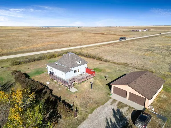 Rural Vulcan County, AB T0L 2B0,170043 Rge Road 250