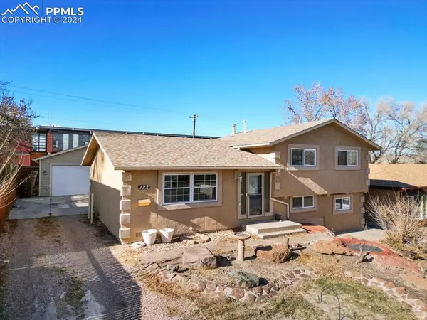 Colorado Springs, CO 80909,122 Lawrence AVE