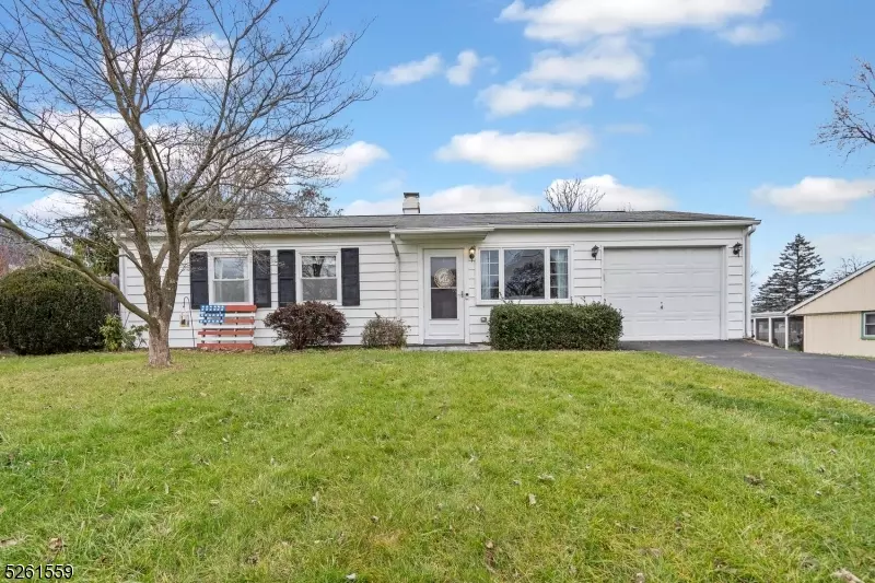 Lopatcong Twp., NJ 08865,805 Lynda Rd