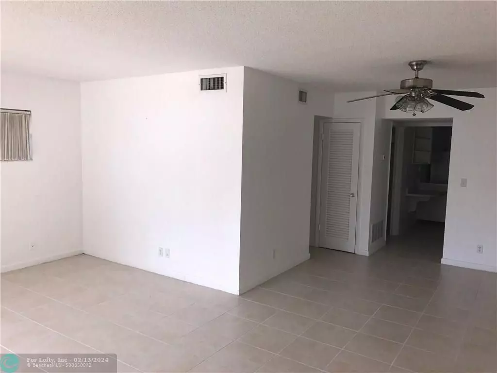 Fort Lauderdale, FL 33301,10 Hendricks Isle  #4