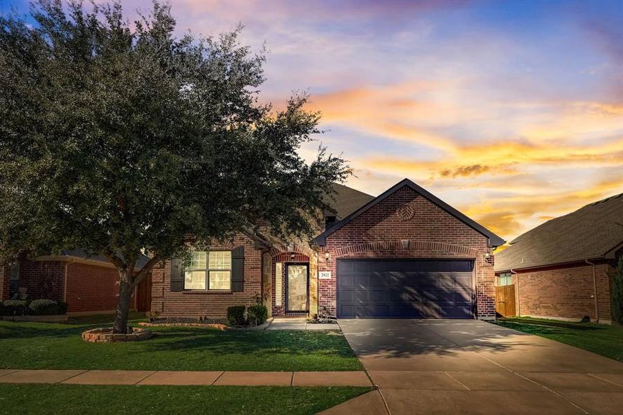 2822 Waterfall Lane, Little Elm, TX 75068