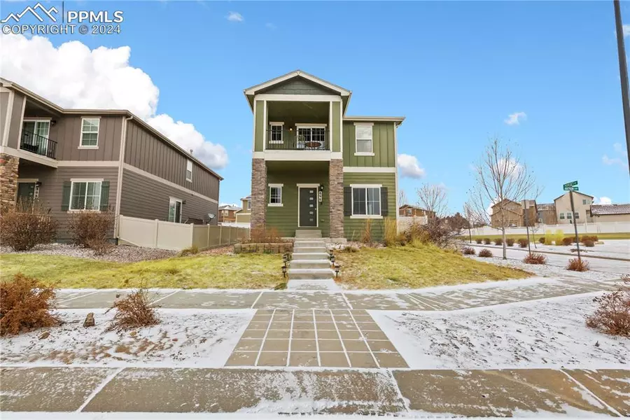 898 Antrim LOOP, Colorado Springs, CO 80910